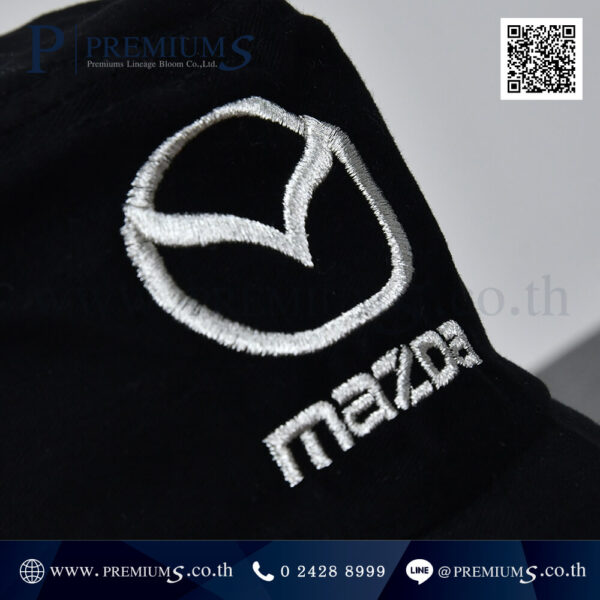 หมวกปีกรอบ โลโก้ Mazda ออกบูธ